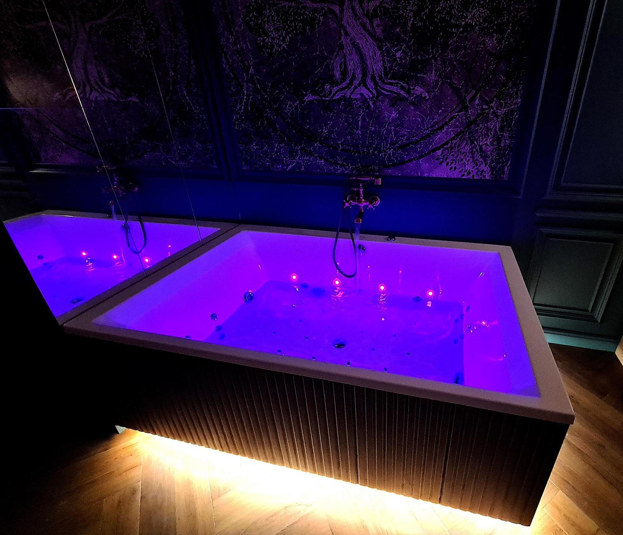 クラクフArt Jacuzzi Koletekアパートメント エクステリア 写真