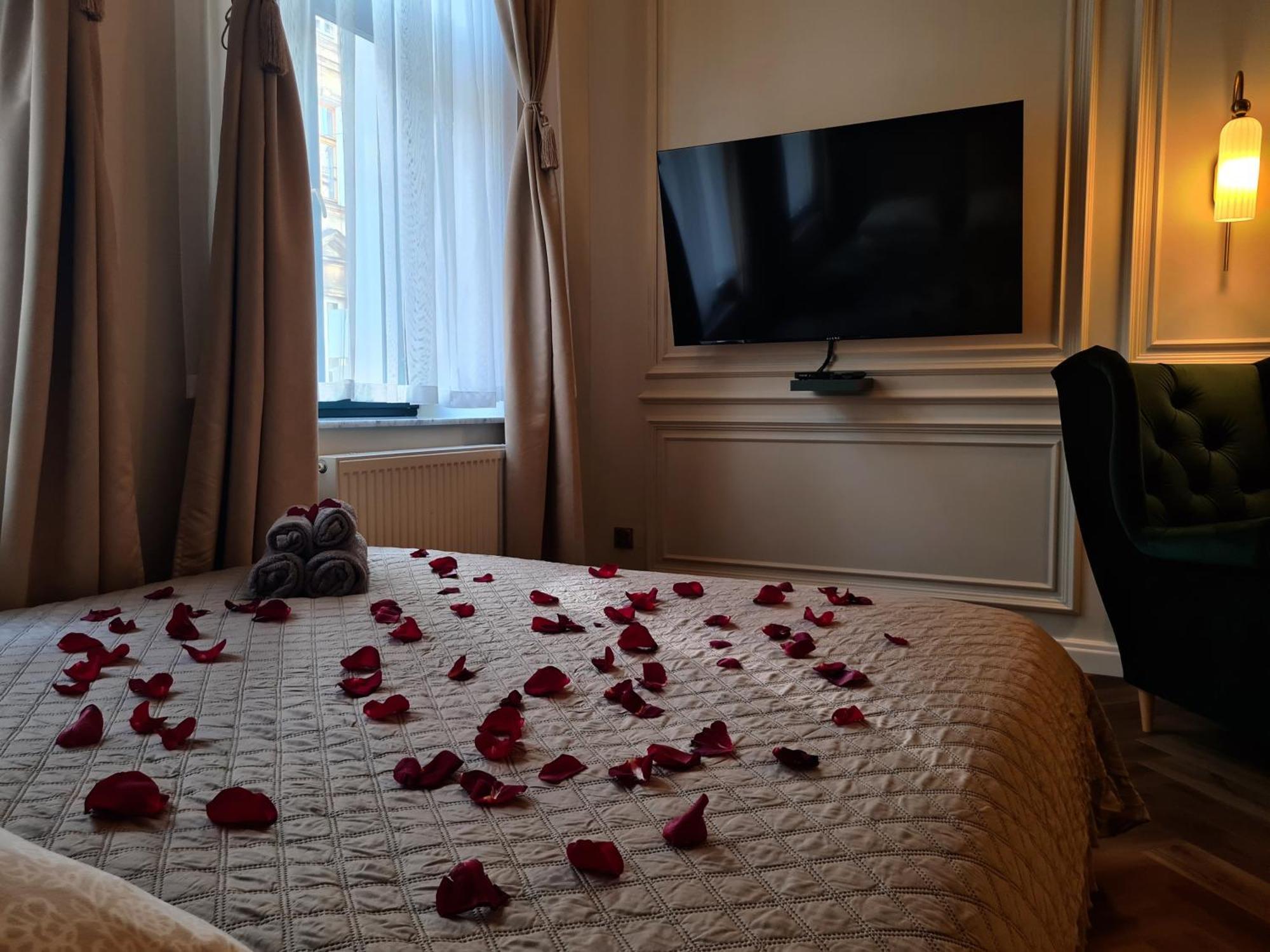 クラクフArt Jacuzzi Koletekアパートメント エクステリア 写真